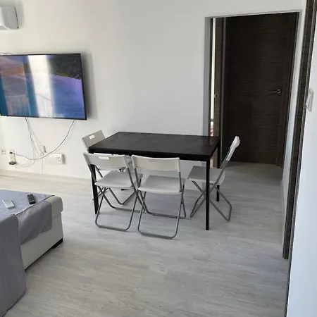 Luminoso En Rocafort Apartment Madrid