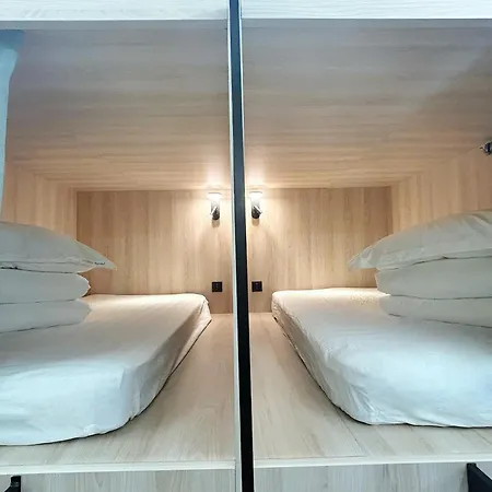 Unplan Hostal