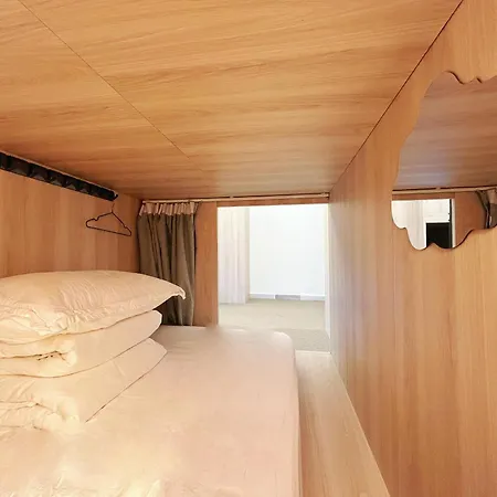 Unplan Hostal