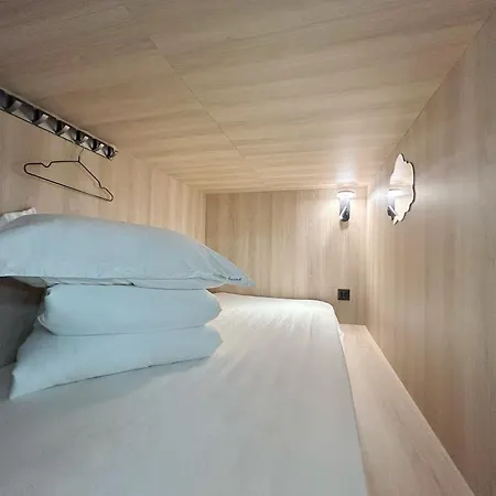 Unplan Hostal Madrid