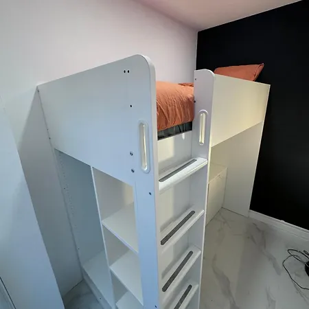 Casa Sana Corazon - Barrio Salamanca Apartamento *