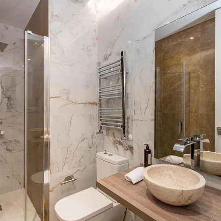 Chueca Ii Calle Barco 2br 2bh *