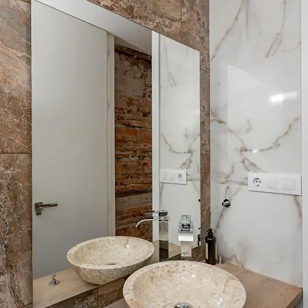 Chueca Ii Calle Barco 2br 2bh Apartment