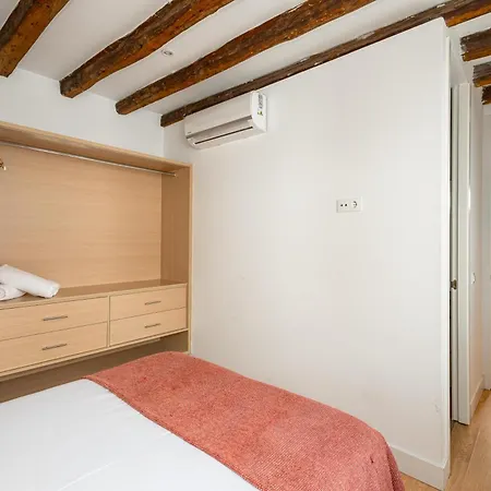 Chueca Ii Calle Barco 2br 2bh *
