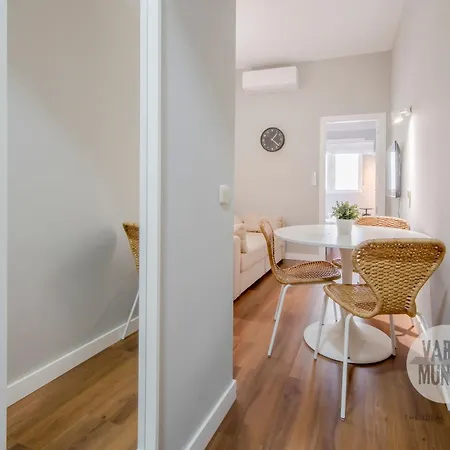 Pequeno Rincon 3, En Plaza De Chueca Apartamento