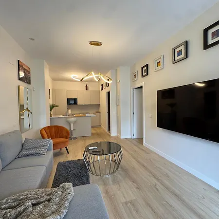 Apartment Gold Aparment Wifi Ac Services E1