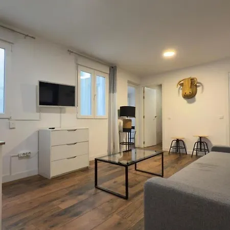 Centrally Located In 3i