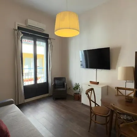 Centrally Located In 1d Madrid