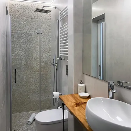 Charming Plaza Espana Centro Apartment