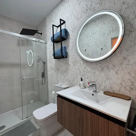 Gold Aparment Wifi Ac Services E1 公寓