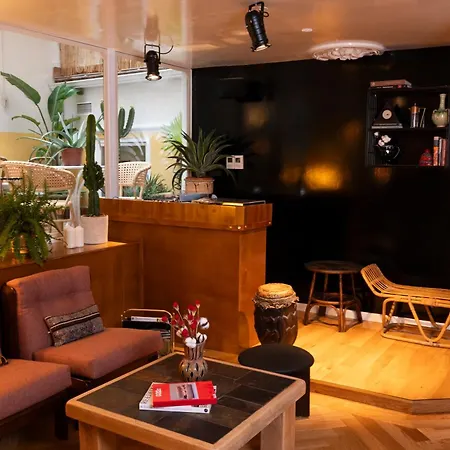 Guest house Hotel Du Temps Madrid Madrid