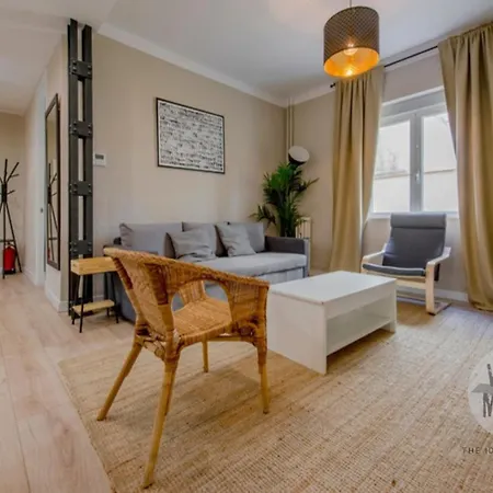 Vive La Magia 7, En Santa Ana 6 Apartamento