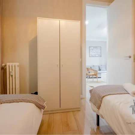 Vive La Magia 7, En Santa Ana 6 Apartamento *