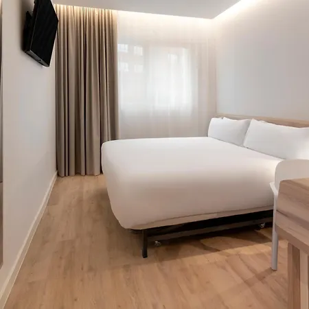 Carabanchel Hotel 2*