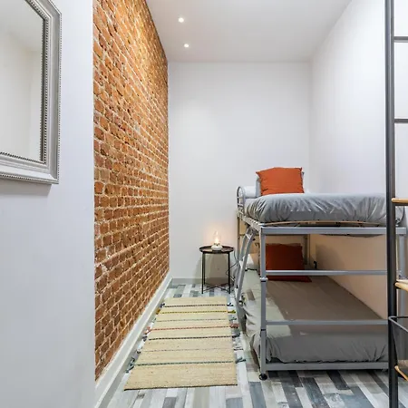 Apartment Location, Style & Comfort *