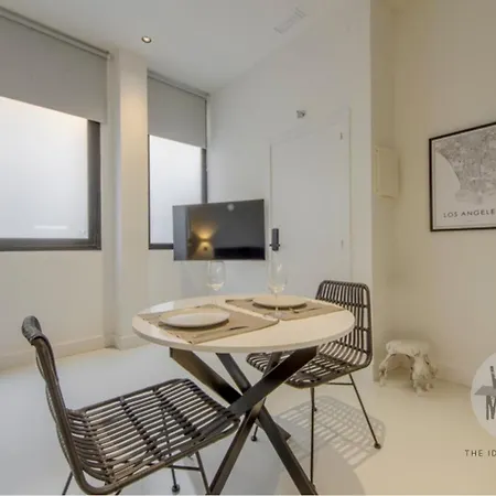 Ritmo En 2, Vive Mira El Rio Alta 10 E3 Apartment *