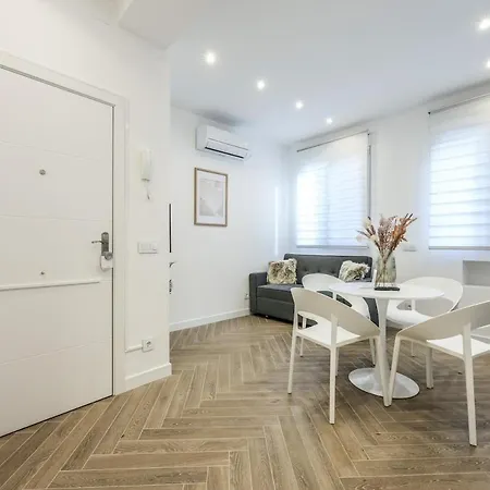 Apartment Urban Tranquility In With Modern Comforts