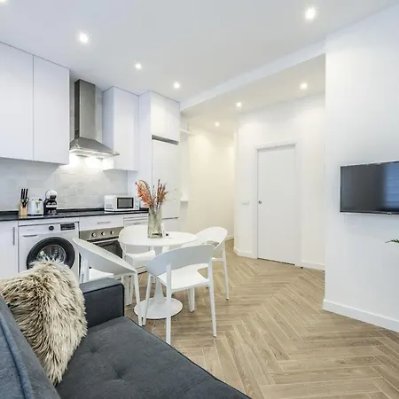 Urban Tranquility In With Modern Comforts