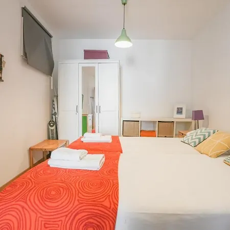 Bright & Cozy 2bd - Opera Area Apartment Madrid