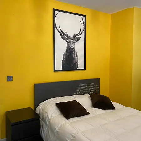 Refugio Madrileno Con Terraza Privada Madrid