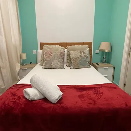 Centro Madrid, Plaza Cibeles Aparthotel