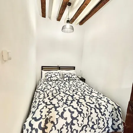 Appartement Centro San Isidro Labrador 01