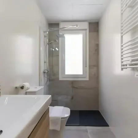 Artbel En Plaza Castilla -vizcainos Apartment *