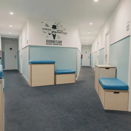 Mola Hostel