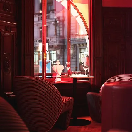 Szálloda Four Seasons 5*