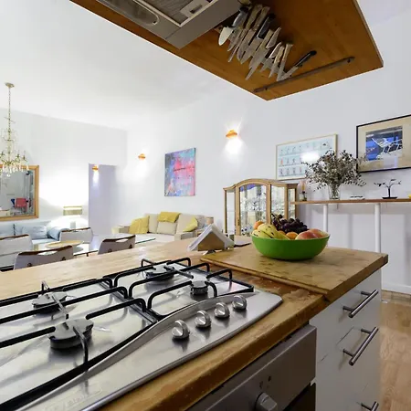 Gran Via-sol Spacious 3 Bedrooms & 2 Wcs Apartment Madrid