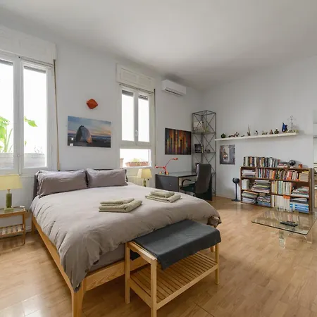 Gran Via-sol Spacious 3 Bedrooms & 2 Wcs *