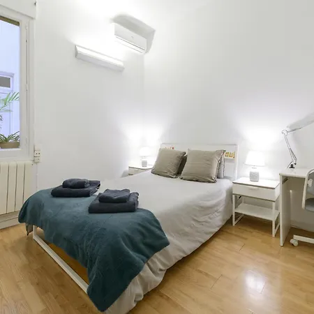 Gran Via-sol Spacious 3 Bedrooms & 2 Wcs