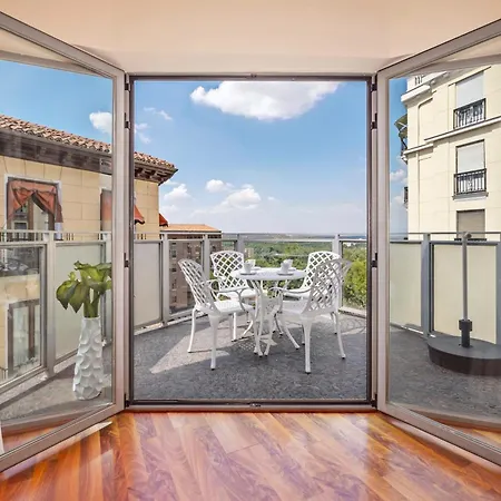 Luxury In Barrio Palacio *