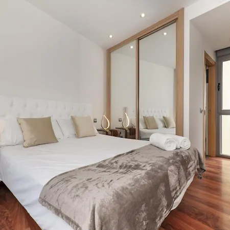 Luxury In Barrio Palacio *