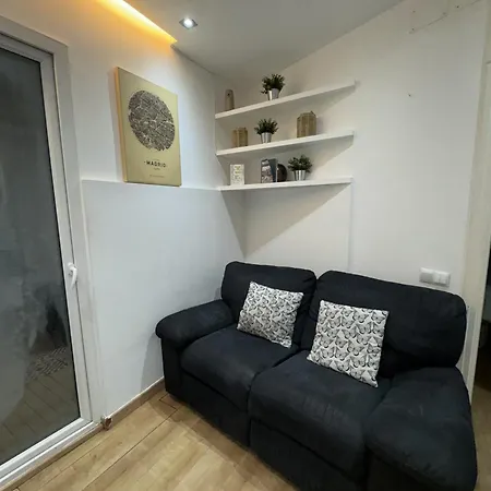 Apartamento Con Patio En Centro Madrid