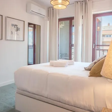 Elegant Temporary On Street Hiruela Temporal Hrl1710 Apartment Madrid
