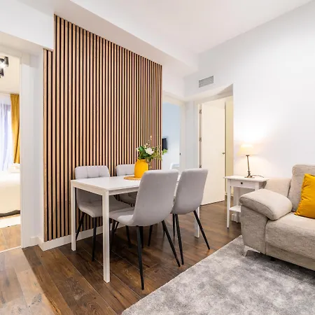 Historic Center Charm Apartment *