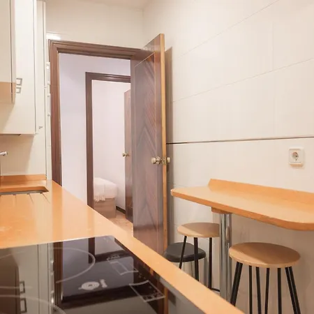 Cozy 3-bedroom With Balcony In Chamberi Temporal Fei5 Madrid