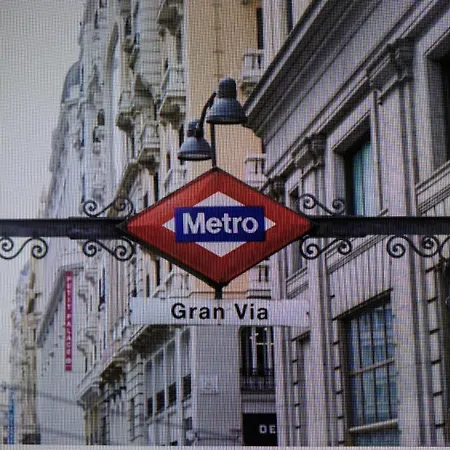 Chueca Gran Via Apartment Madrid