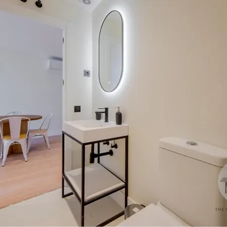 Malasana Unica 4, Ven A San Bernardo 20 E3 * Madrid