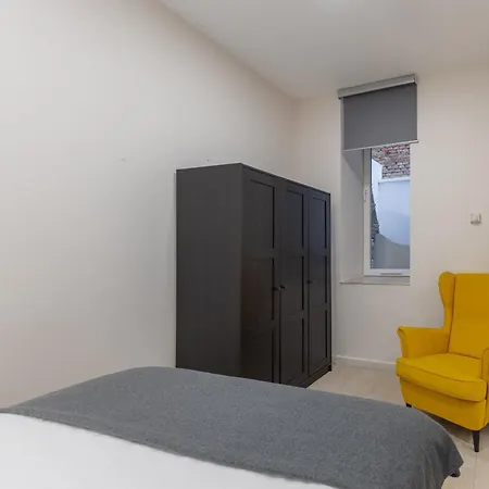 Cuatro Caminos Apartment *