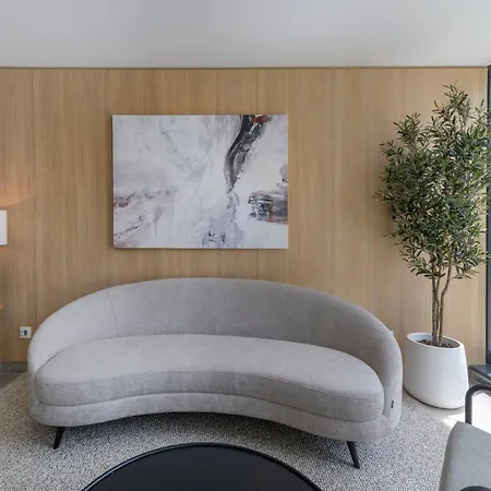 Alejandro Dumas Exclusive Living * Madrid