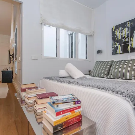 Luxury Design Quevedo-neptuno Apartment *