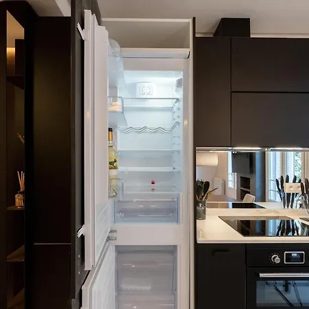 Retiro At Your Doorstep Enjoy The Heart Of Apartment Madrid