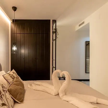 Retiro At Your Doorstep Enjoy The Heart Of Madrid