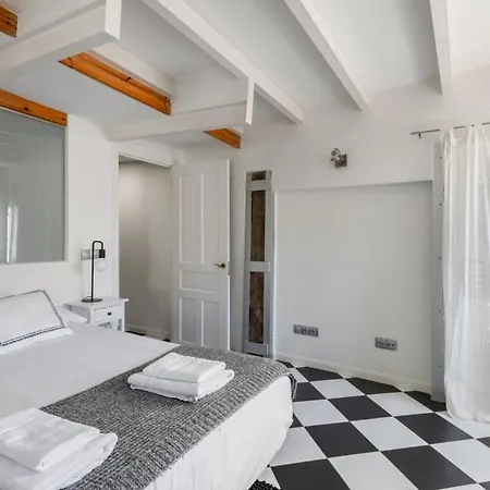 2 Bedrooms 1 Bathroom Furnished - Lavapies - Bright Modern - Mintystay Apartment Madrid