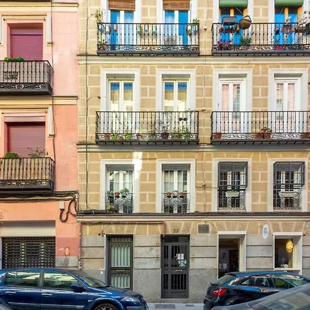 2 Bedrooms 1 Bathroom Furnished - Lavapies - Bright Modern - Mintystay Madrid