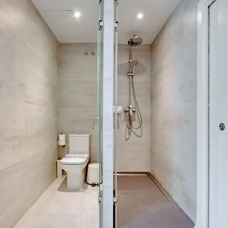 Apartment 1 Bedroom 1 Bathroom Furnished - Salamanca - Stylish Wterrace - Mintystay *