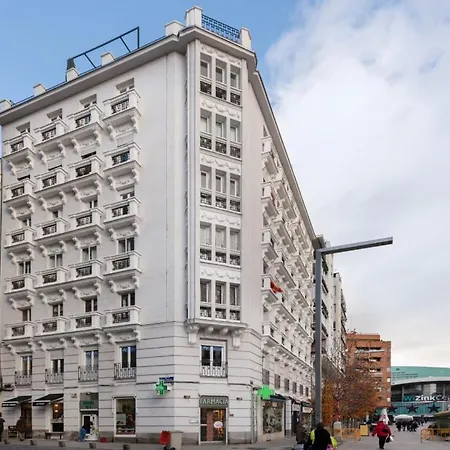 1 Bedroom 1 Bathroom Furnished - Salamanca - Modern Wterrace - Mintystay Apartment