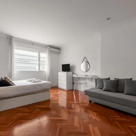 1 Bedroom 1 Bathroom Furnished - Salamanca - Modern Wterrace - Mintystay *